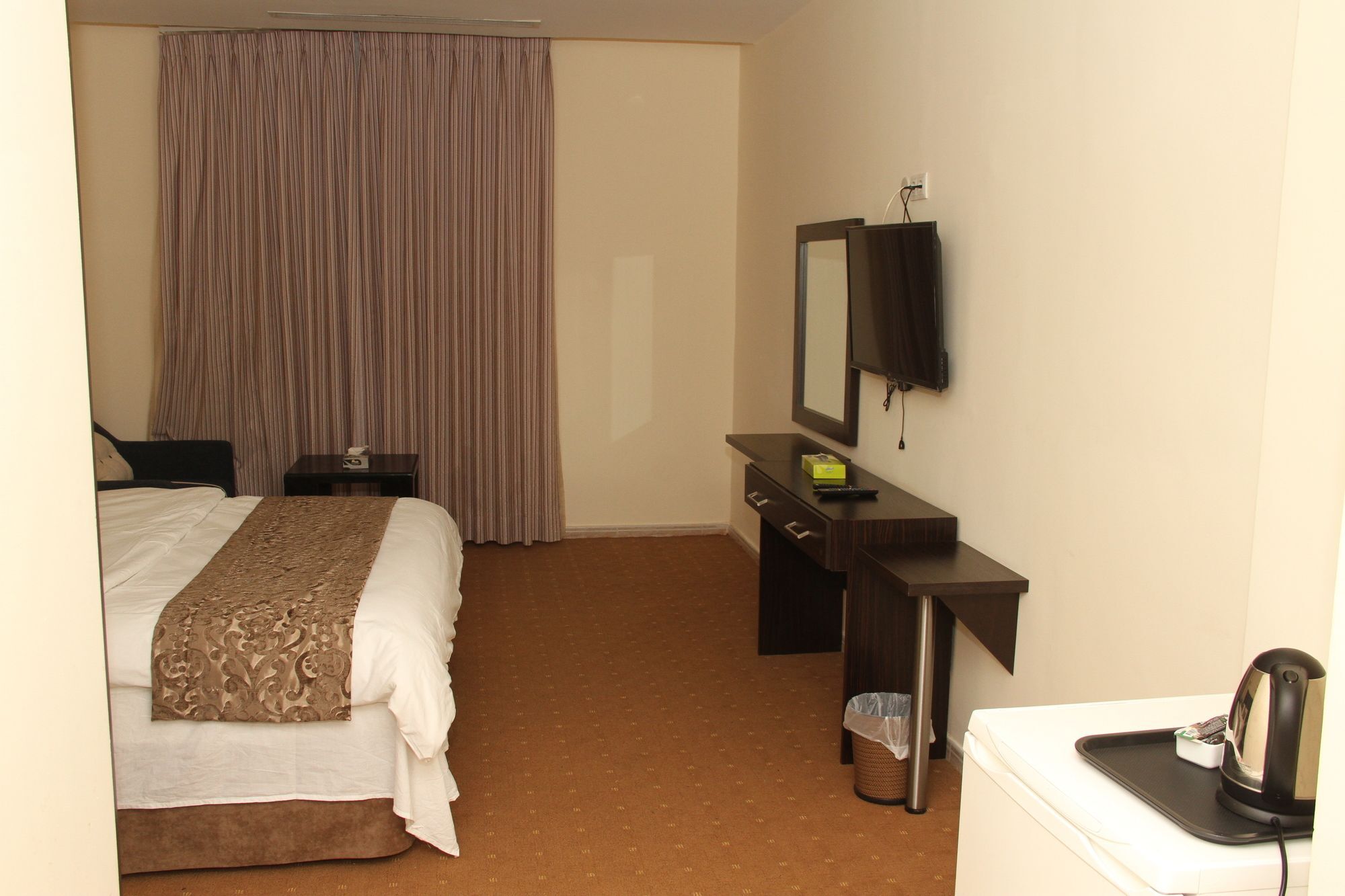 Jeddah Palace Hotel Amman Exterior photo